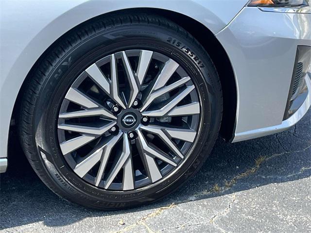 used 2023 Nissan Altima car, priced at $19,995