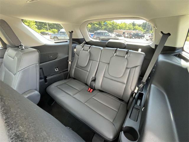 new 2025 Ford Explorer car, priced at $47,590