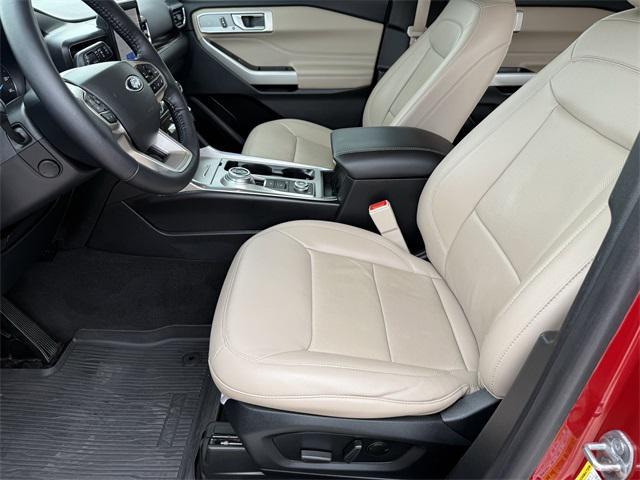 used 2022 Ford Explorer car, priced at $27,900