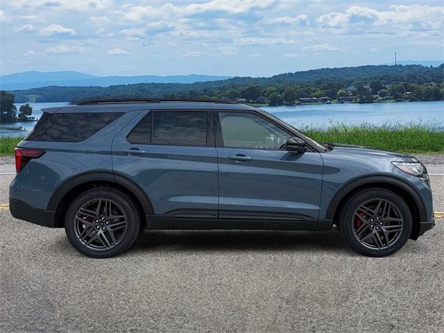 new 2025 Ford Explorer car, priced at $57,915