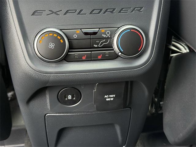 new 2025 Ford Explorer car, priced at $57,915