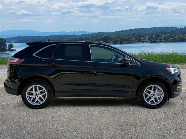 used 2022 Ford Edge car, priced at $22,900