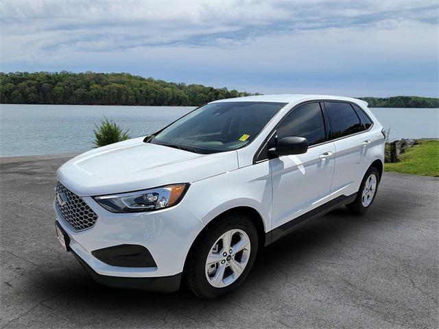 new 2024 Ford Edge car, priced at $27,960