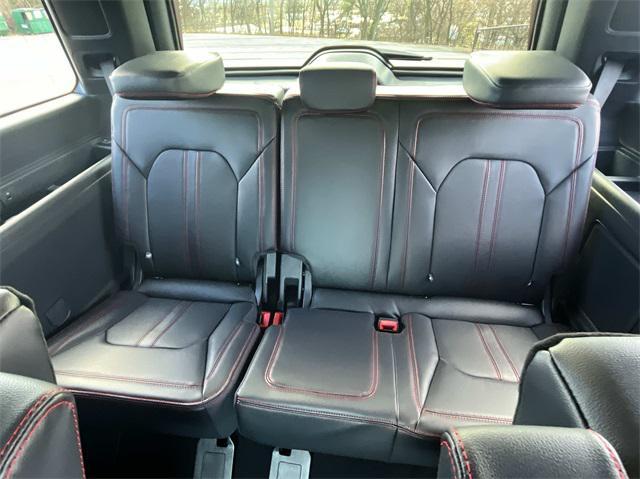 used 2024 Ford Expedition car, priced at $67,900