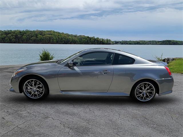 used 2011 INFINITI G37 car, priced at $19,995