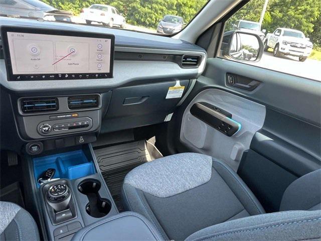 new 2025 Ford Maverick car, priced at $35,220