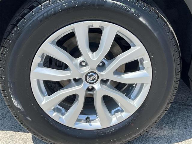 used 2020 Nissan Rogue car, priced at $14,995