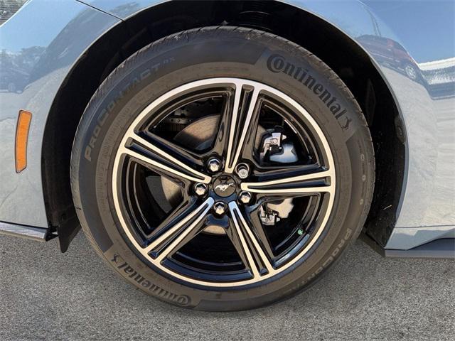used 2025 Ford Mustang car, priced at $29,900
