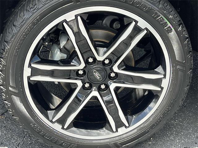 used 2019 Ford Expedition car, priced at $31,900