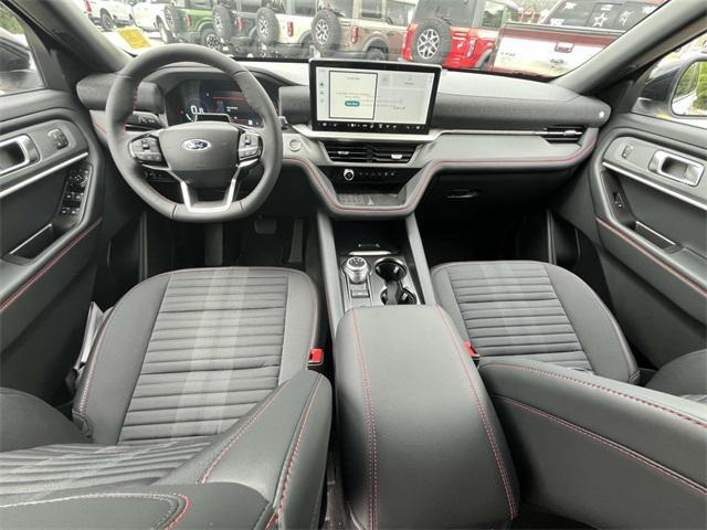 new 2025 Ford Explorer car, priced at $50,554