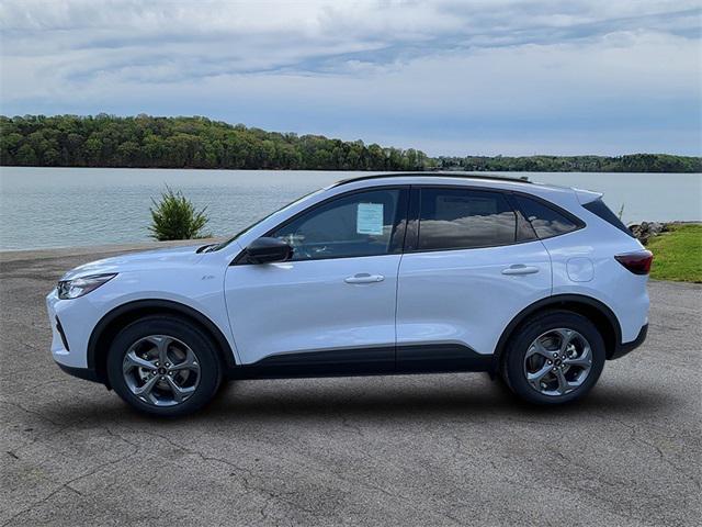 new 2025 Ford Escape car, priced at $29,890