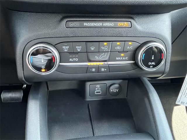 new 2025 Ford Escape car, priced at $29,890