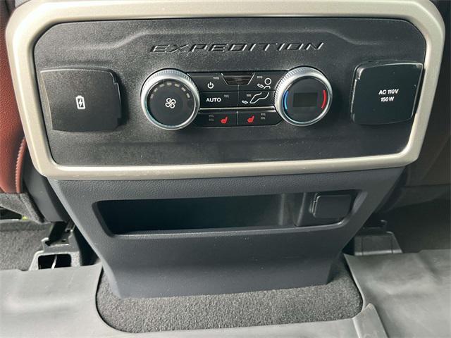 used 2024 Ford Expedition car, priced at $63,900