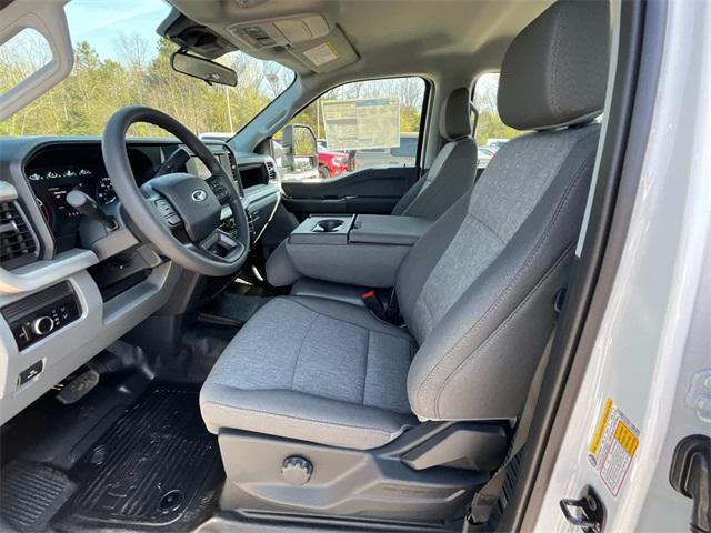new 2025 Ford F-250 car, priced at $66,074