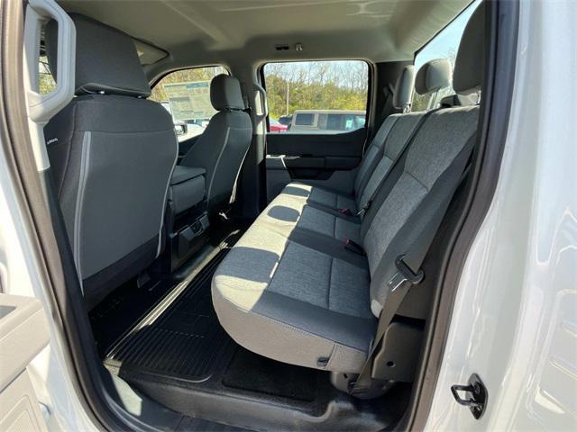 new 2025 Ford F-250 car, priced at $66,074