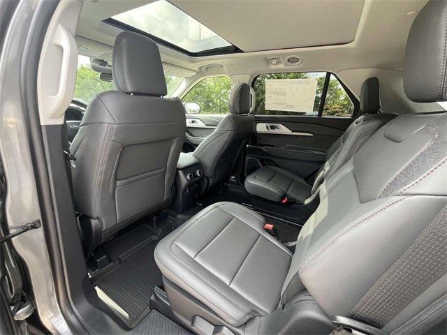 new 2025 Ford Explorer car, priced at $48,091