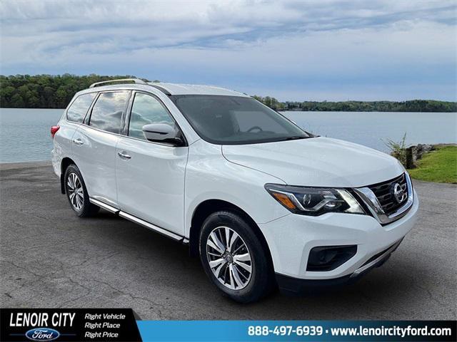 used 2020 Nissan Pathfinder car, priced at $14,995