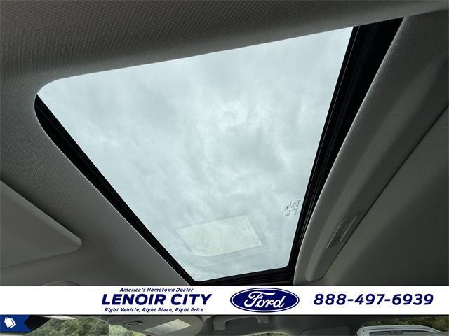 new 2025 Ford Maverick car, priced at $35,770