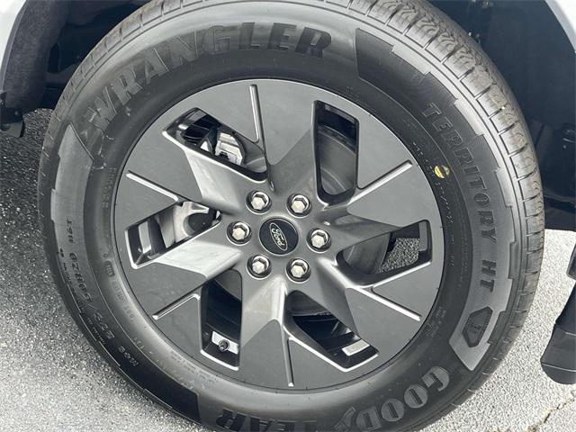 used 2024 Ford F-150 Lightning car, priced at $45,900