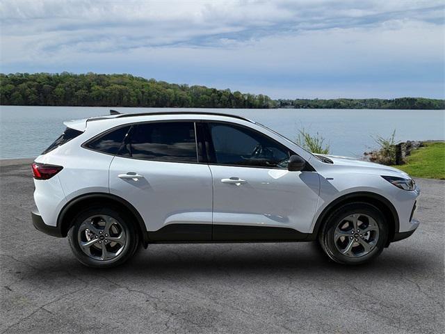 new 2025 Ford Escape car, priced at $33,276