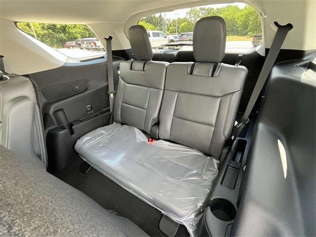 new 2025 Ford Explorer car, priced at $47,402