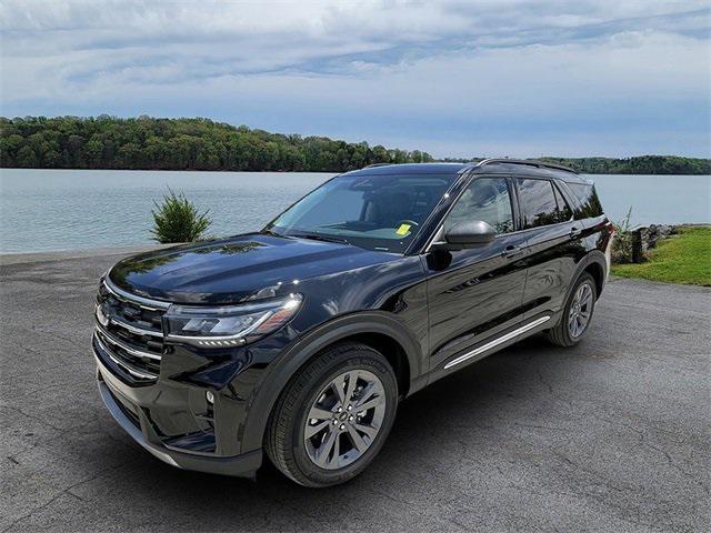 new 2025 Ford Explorer car, priced at $47,402