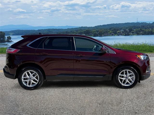 used 2022 Ford Edge car, priced at $24,900
