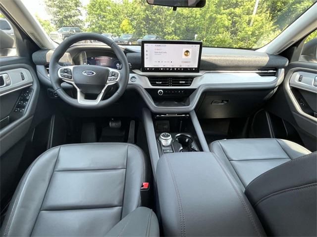 used 2025 Ford Explorer car, priced at $41,900