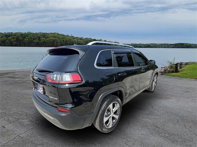 used 2019 Jeep Cherokee car, priced at $15,995