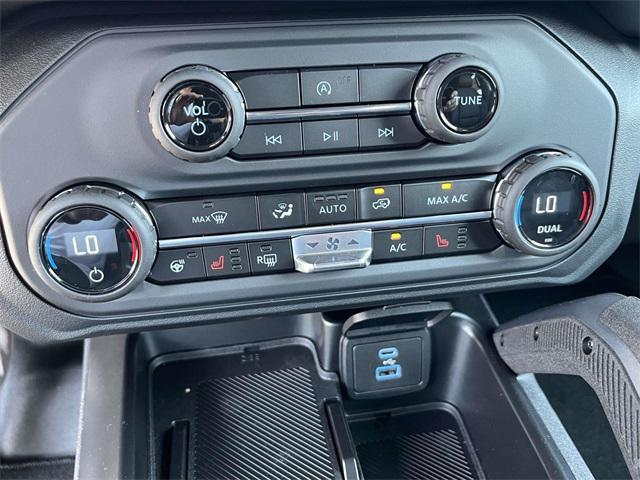 new 2025 Ford Bronco car, priced at $56,577