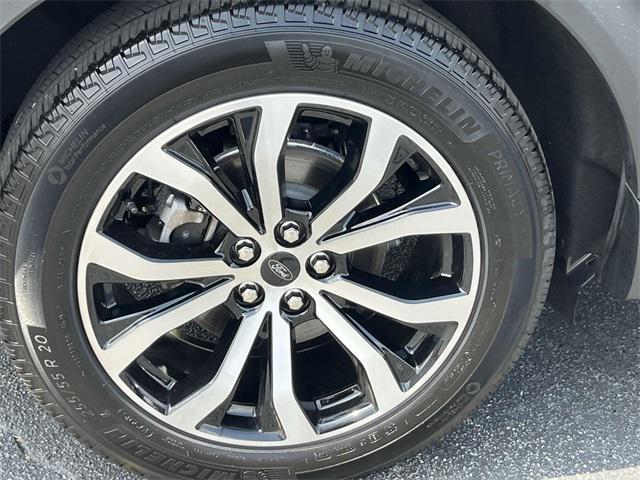 used 2025 Ford Explorer car, priced at $41,900