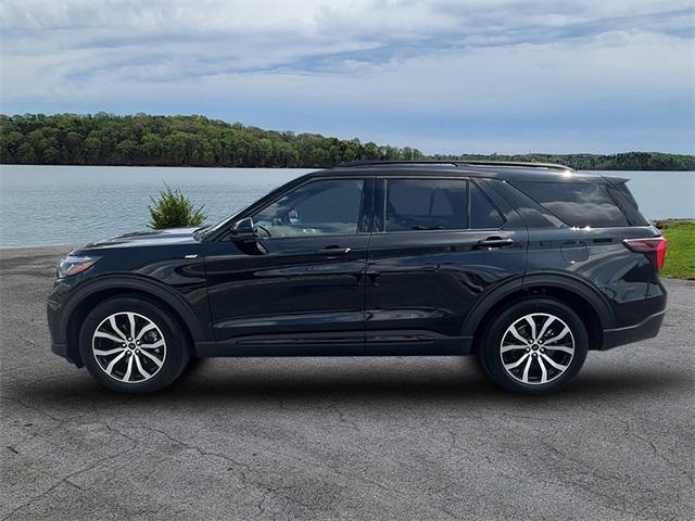 used 2025 Ford Explorer car, priced at $41,900