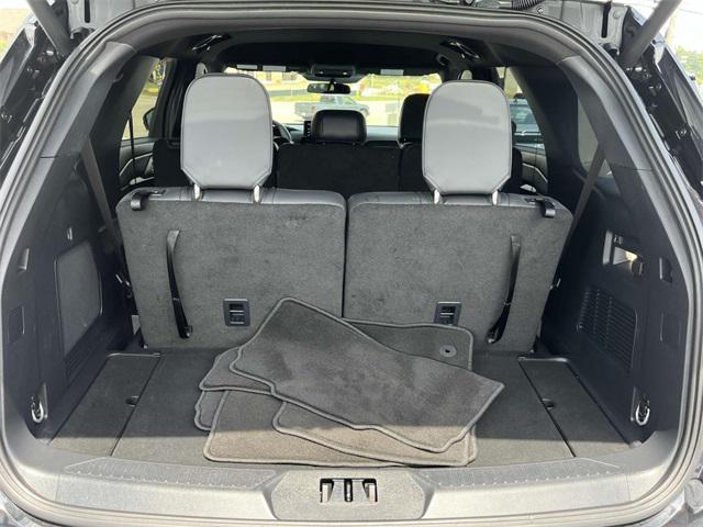 used 2025 Ford Explorer car, priced at $41,900