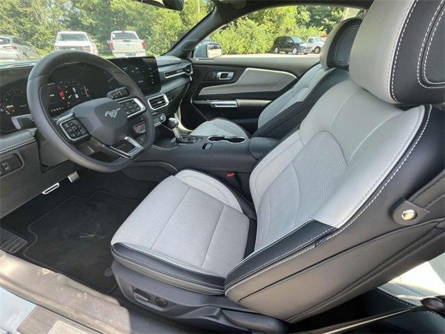 used 2025 Ford Mustang car, priced at $38,900