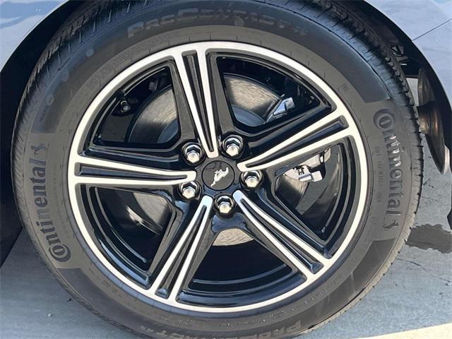 used 2025 Ford Mustang car, priced at $38,900