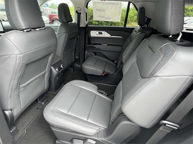 new 2025 Ford Explorer car, priced at $48,240