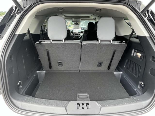 new 2025 Ford Explorer car, priced at $48,240