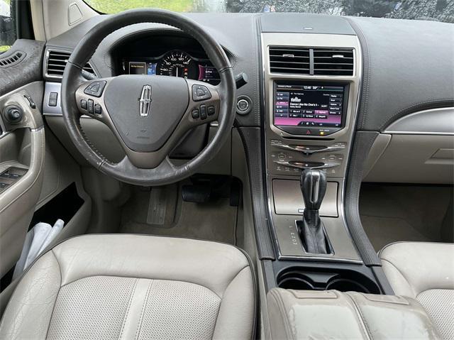 used 2012 Lincoln MKX car, priced at $12,995