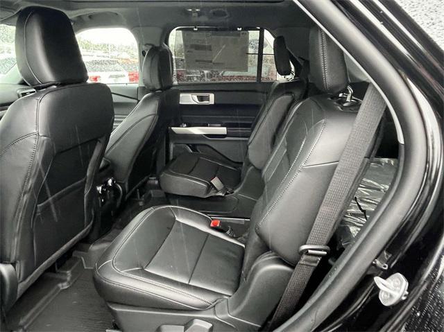 new 2024 Ford Explorer car, priced at $51,452