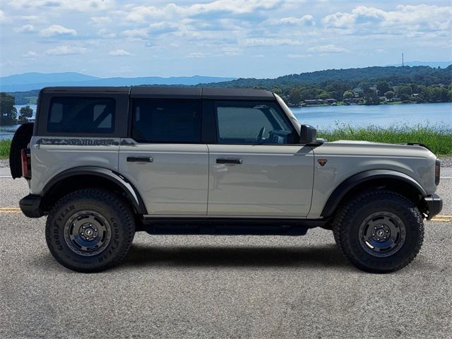 new 2025 Ford Bronco car, priced at $59,922