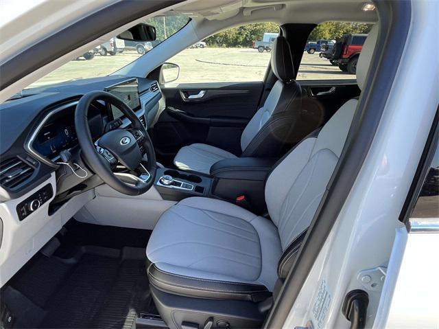 new 2025 Ford Escape car, priced at $43,681