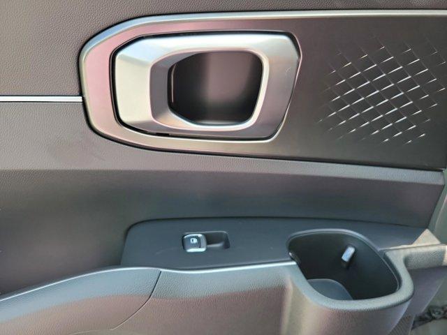new 2025 Kia Sorento Hybrid car, priced at $37,920