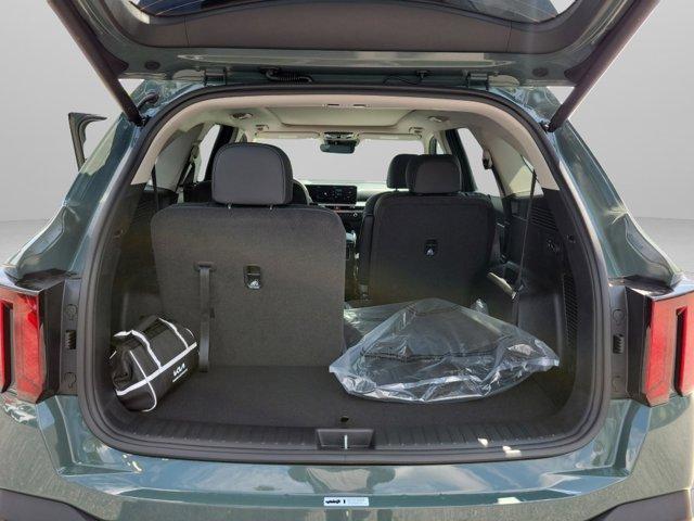 new 2025 Kia Sorento Hybrid car, priced at $37,920