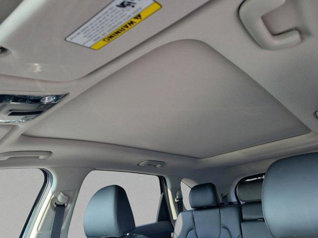 new 2025 Kia Sorento car, priced at $35,585