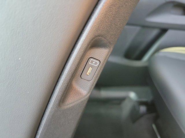 new 2025 Kia Sorento car, priced at $35,585