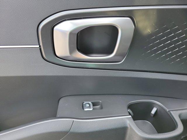new 2025 Kia Sorento car, priced at $35,585