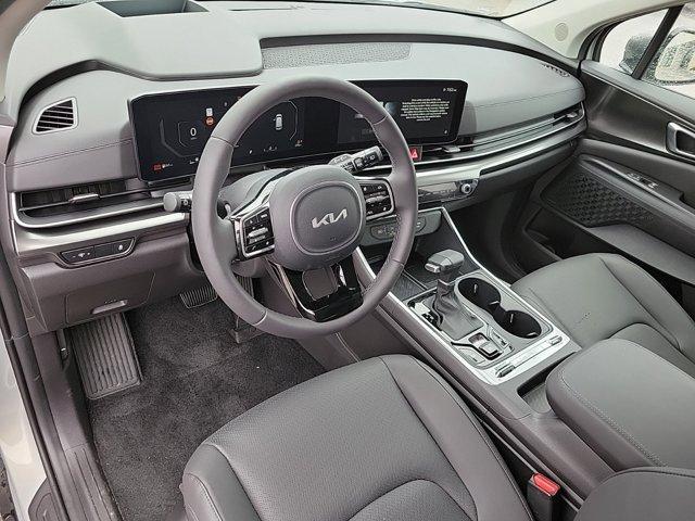 new 2025 Kia Carnival car, priced at $54,260