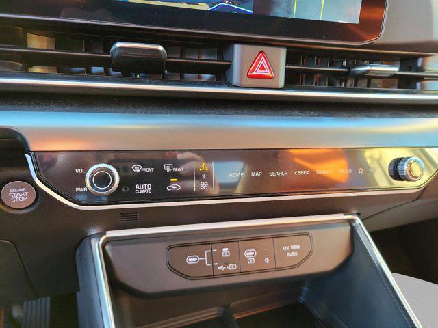 new 2026 Kia Carnival Hybrid car, priced at $55,100