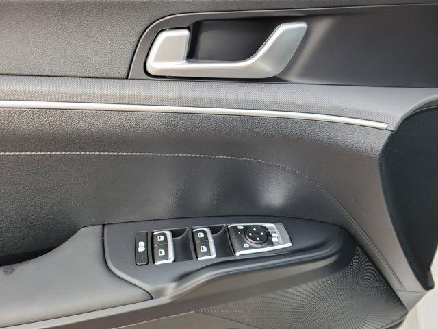 new 2025 Kia K5 car, priced at $27,920
