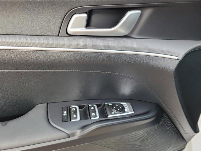 new 2025 Kia K5 car, priced at $27,670